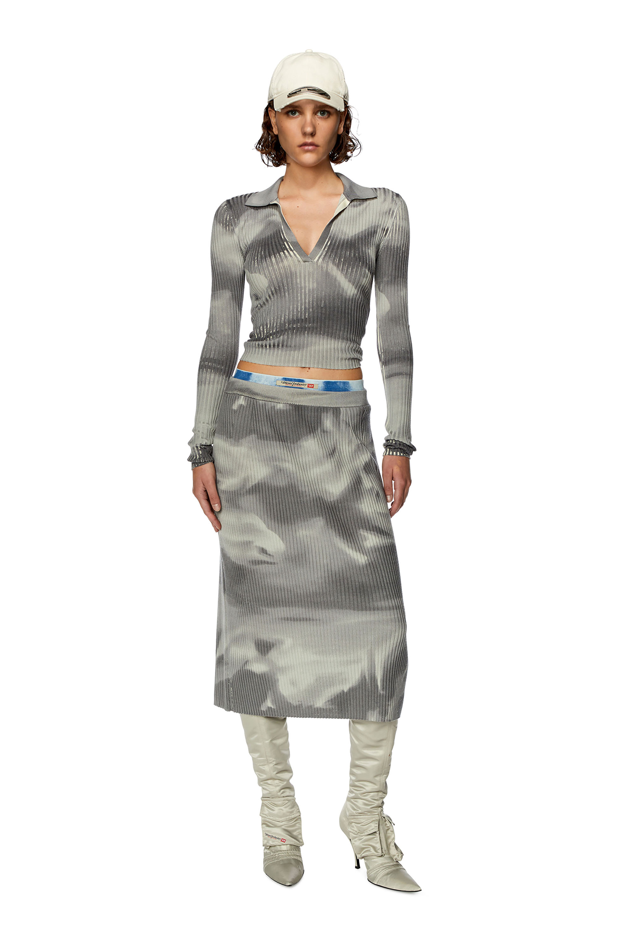 Diesel - M-BRIANA, Woman's Wool-knit polo top with camo print in Grey - 2